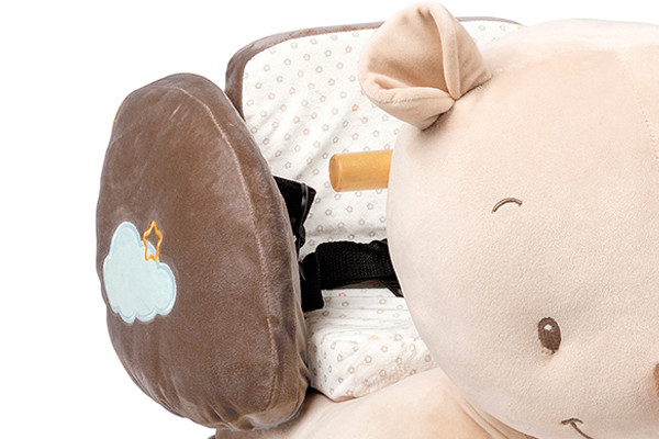 Met een stevige en veilige zitting.