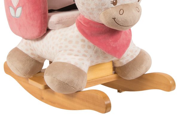 Hobbelpaard met houten onderstel.